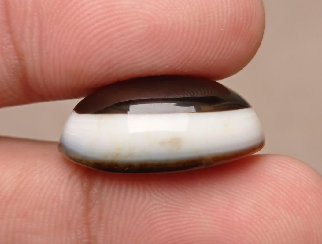 Quality Onyx Agate - Sulaimani Aqeeq - 24x16x4mm