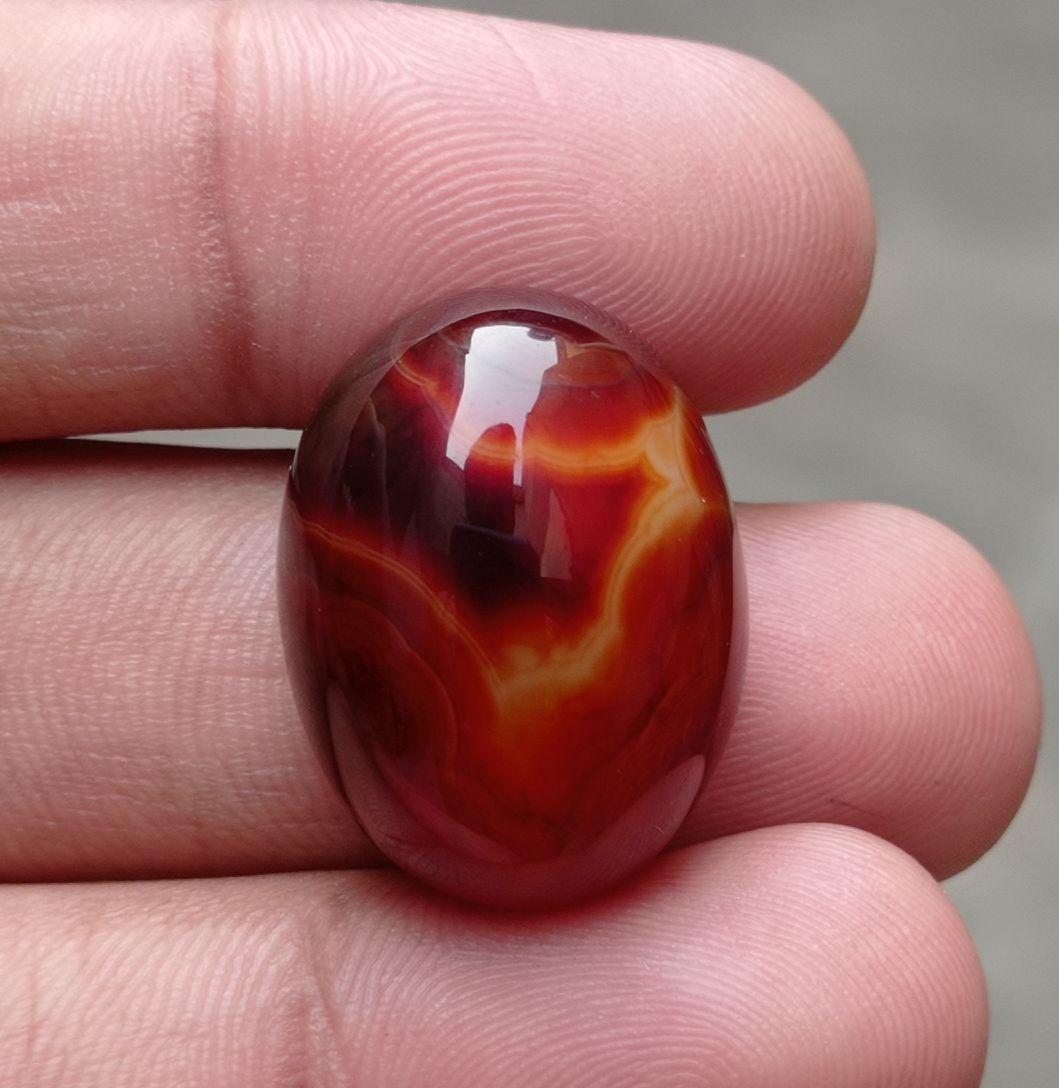 Red Agate - Sulaimani Aqeeq - 26x20x12mm