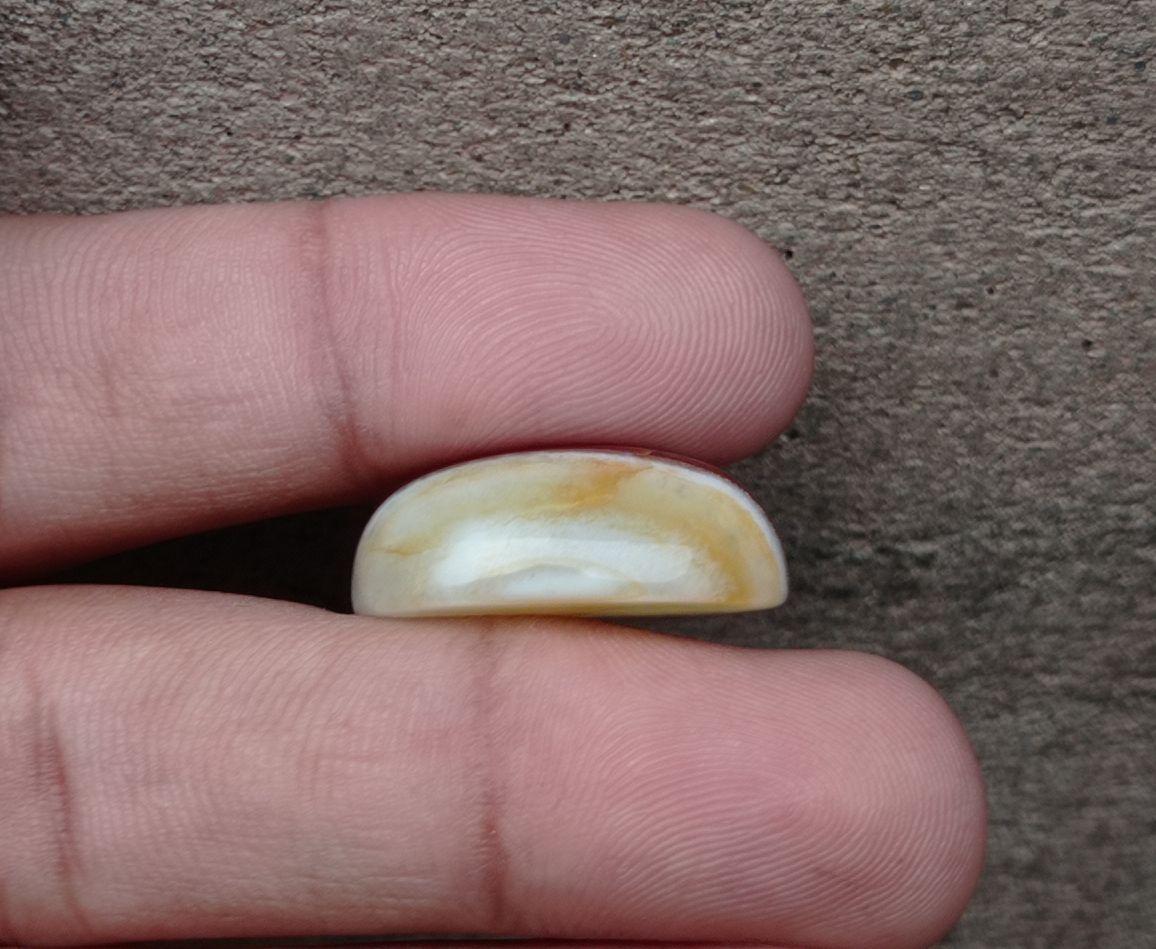 34.1ct Banded Agate Cabochon - Sulaimani Aqeeq - 25x18x10mm