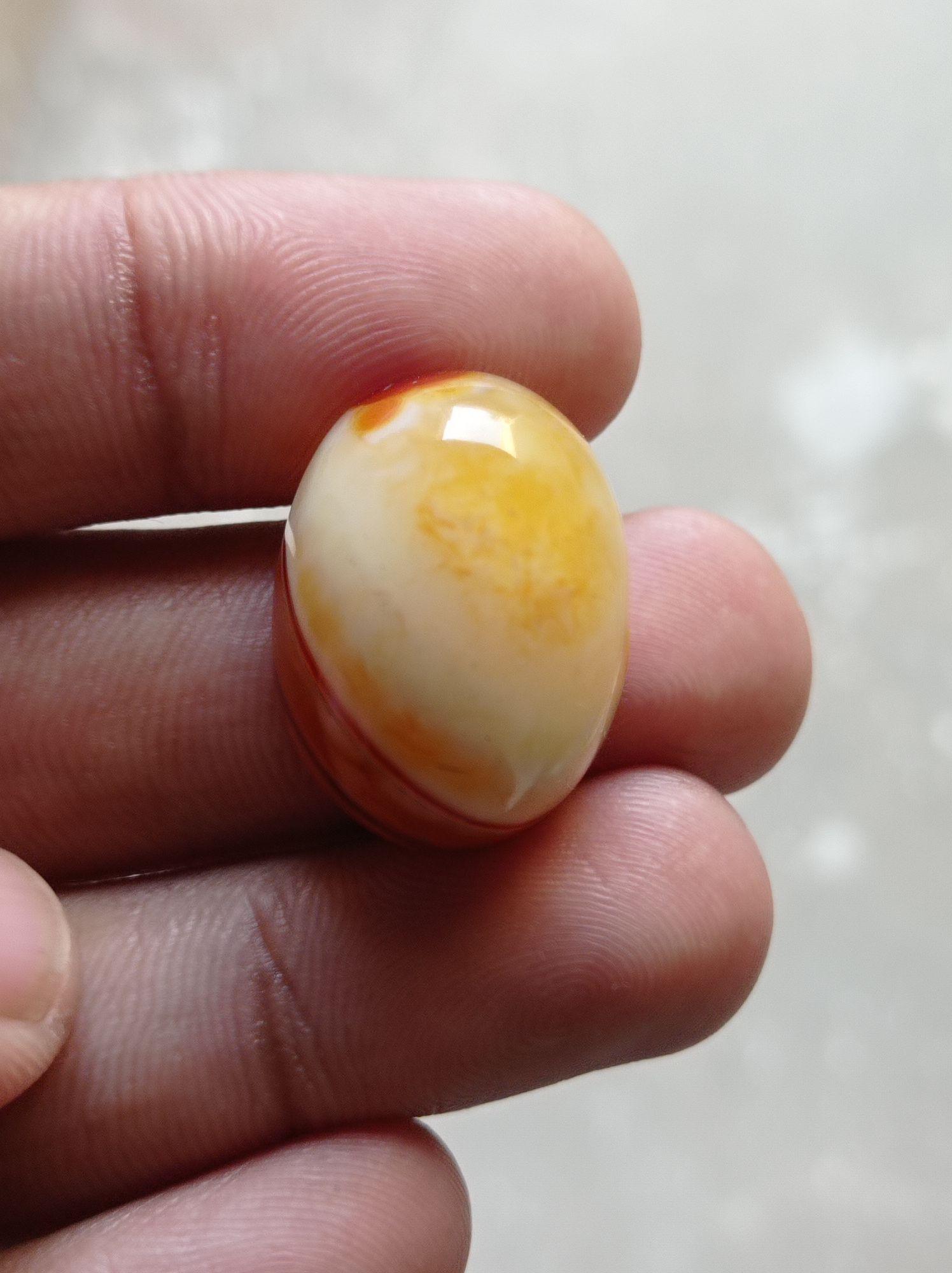 42.1ct Banded Agate Cabochon - Sulaimani Aqeeq - 26x19x11mm