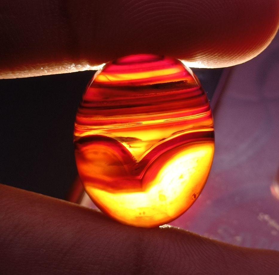 25ct Banded Agate Cabochon - Sulaimani Aqeeq - 24x19mm