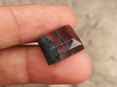 13.5ct Natural High Quality Blood Stone - Heliotrope -16x14mm