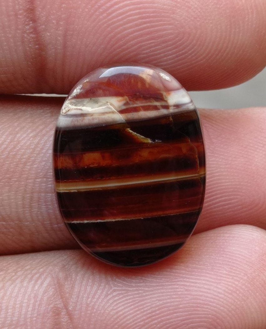 22ct Banded Agate Cabochon - Sulaimani Aqeeq - 23x17mm