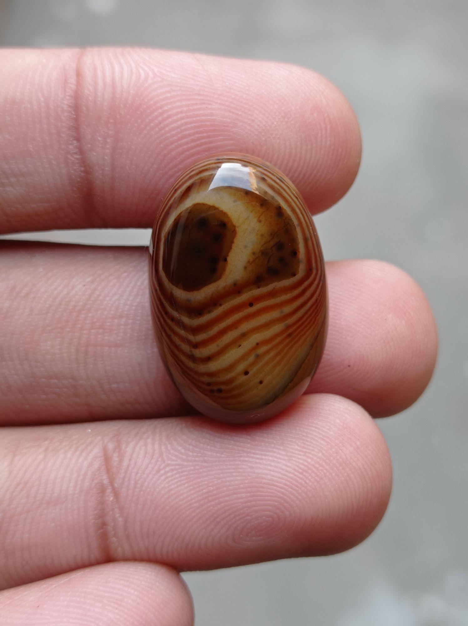 Perfect Orbicular Agate - Sulaimani Aqeeq - 27x18mm