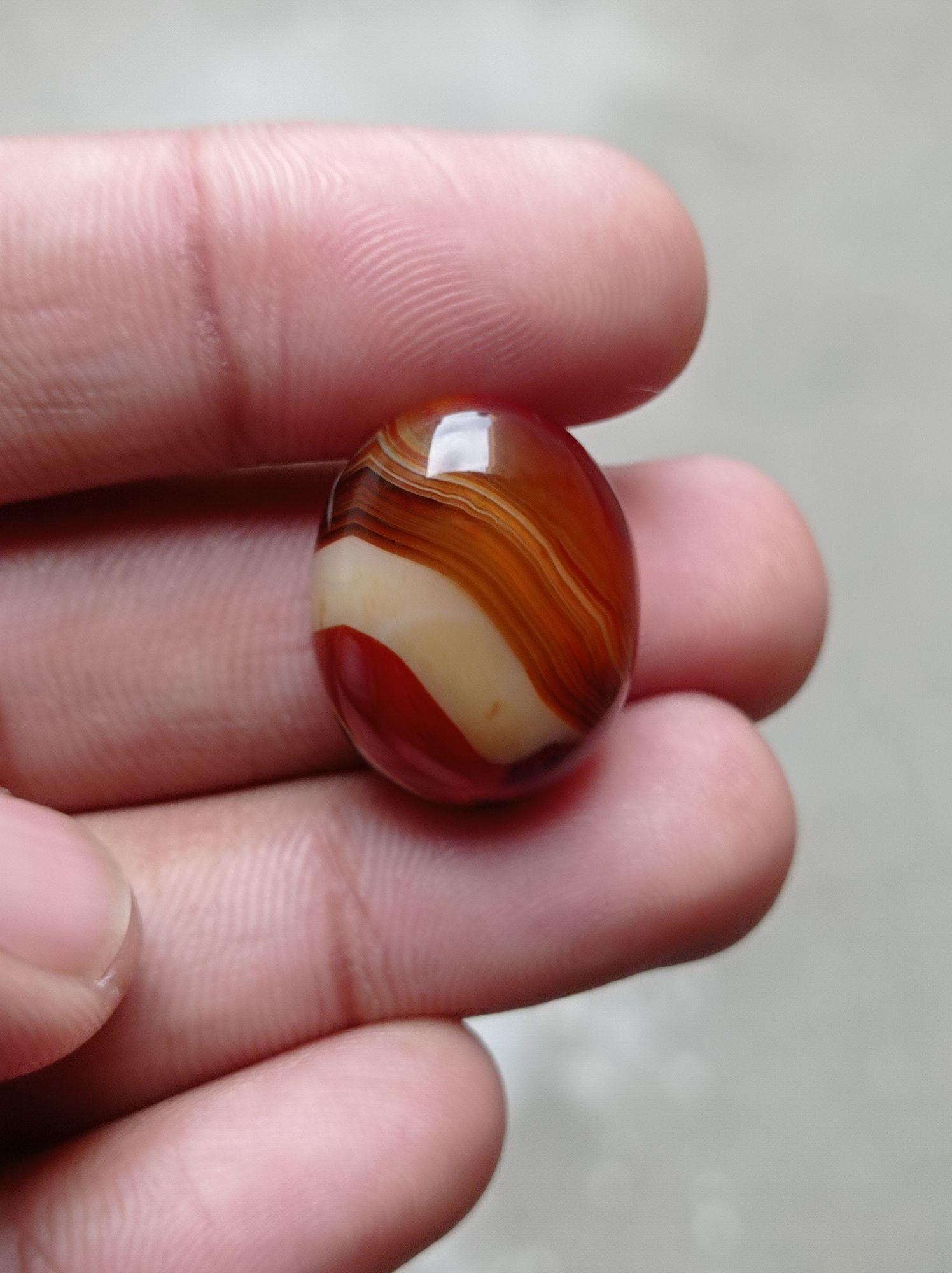 30ct Banded Agate - Sulaimani Aqeeq - 23x18mm