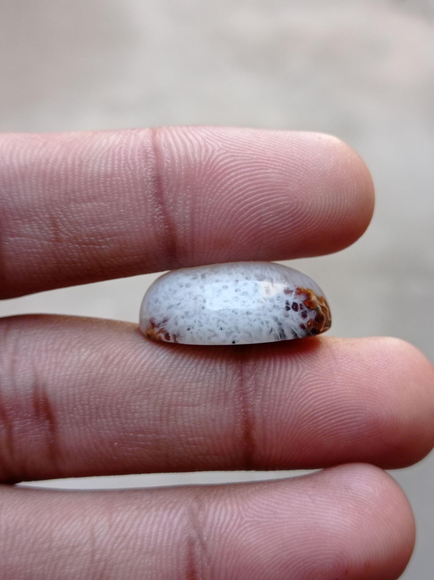 White Enhydritic  Agate Cabochon - Sulaimani Aqeeq - 25x19x9mm