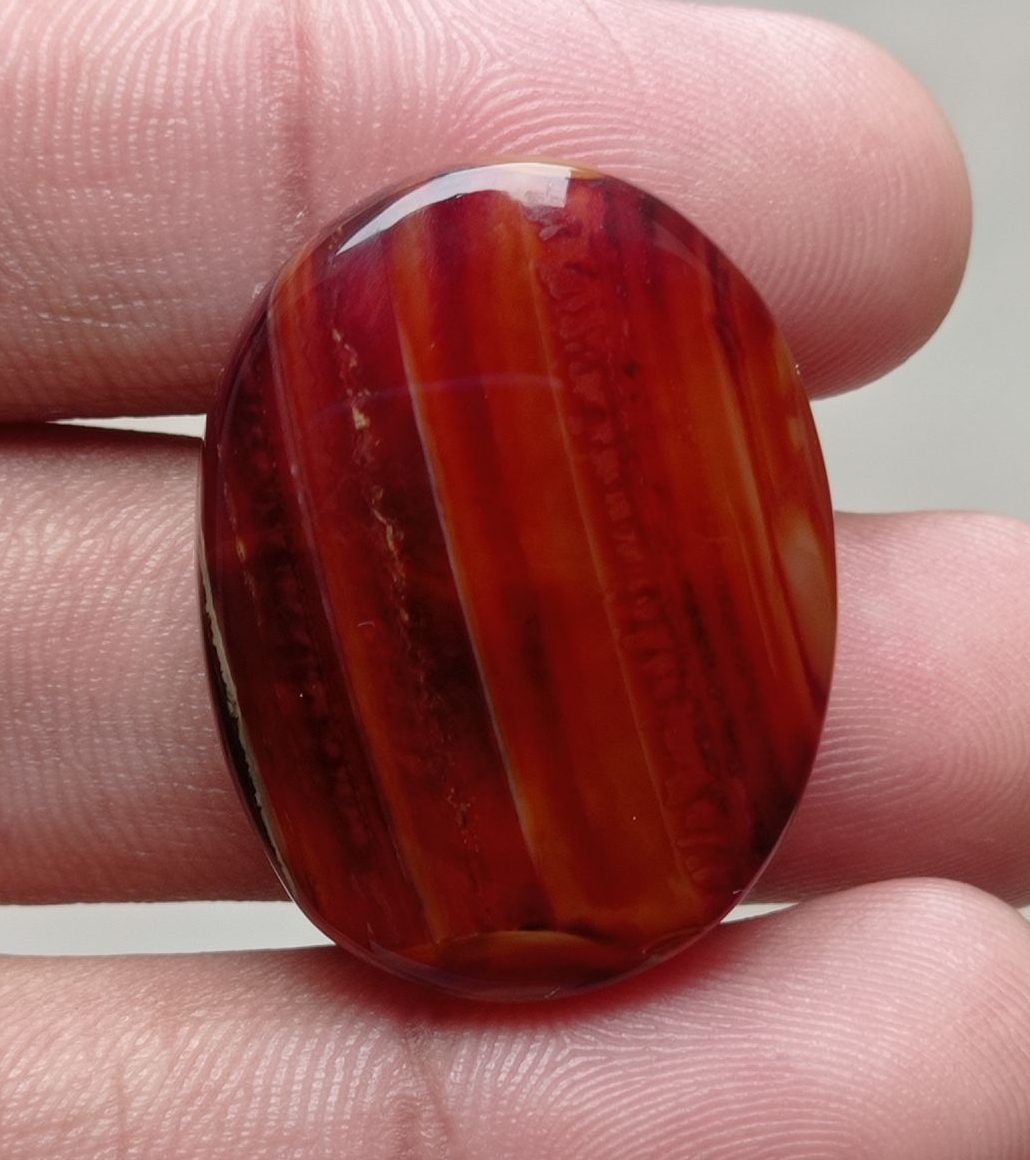 Red Agate - Sulaimani Aqeeq - 33x25x7mm