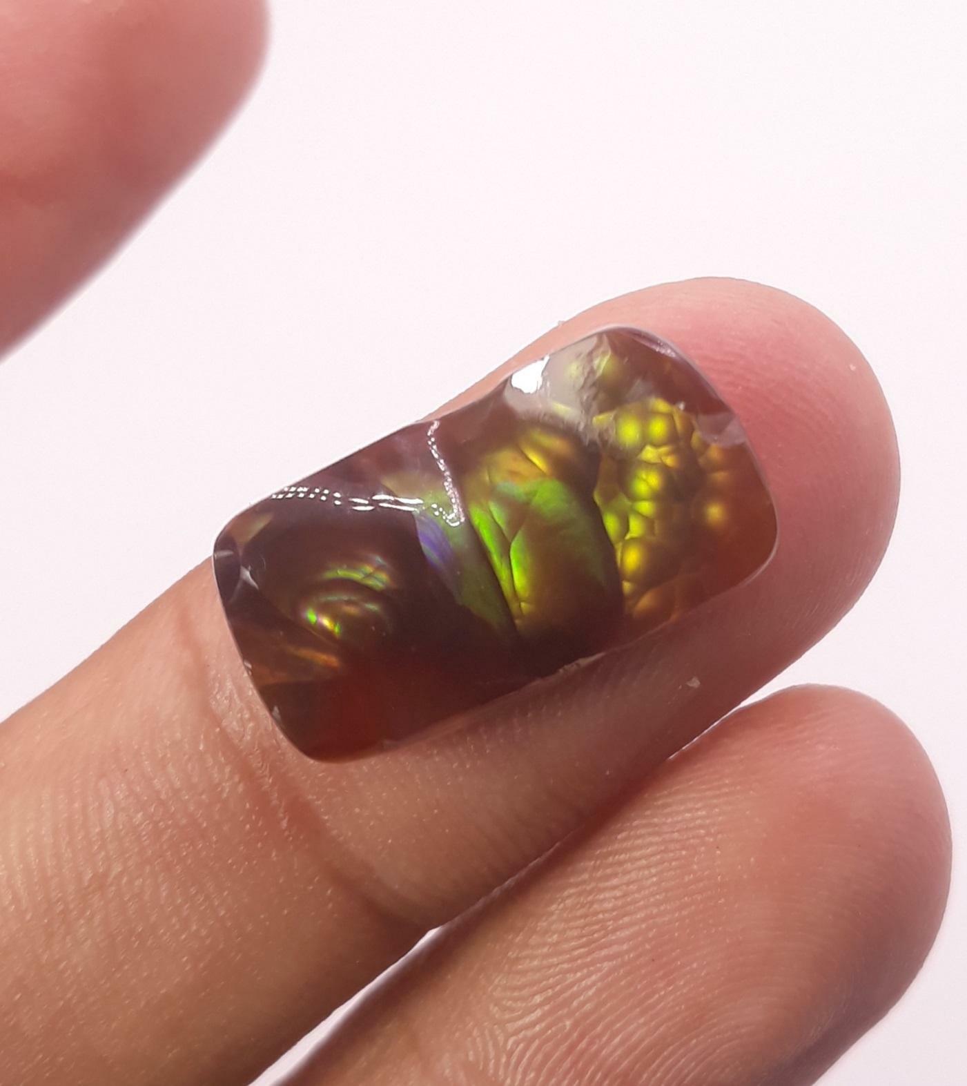 Mexican Fire Agate with Green / Yellow Fires