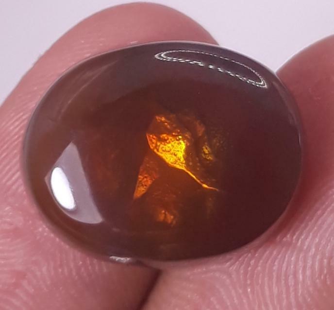 19.5ct Natural Carved Agate from Mexico - Rare than diamond gemstone - 19.8 mm x 15.5 mm x 7.6 mm