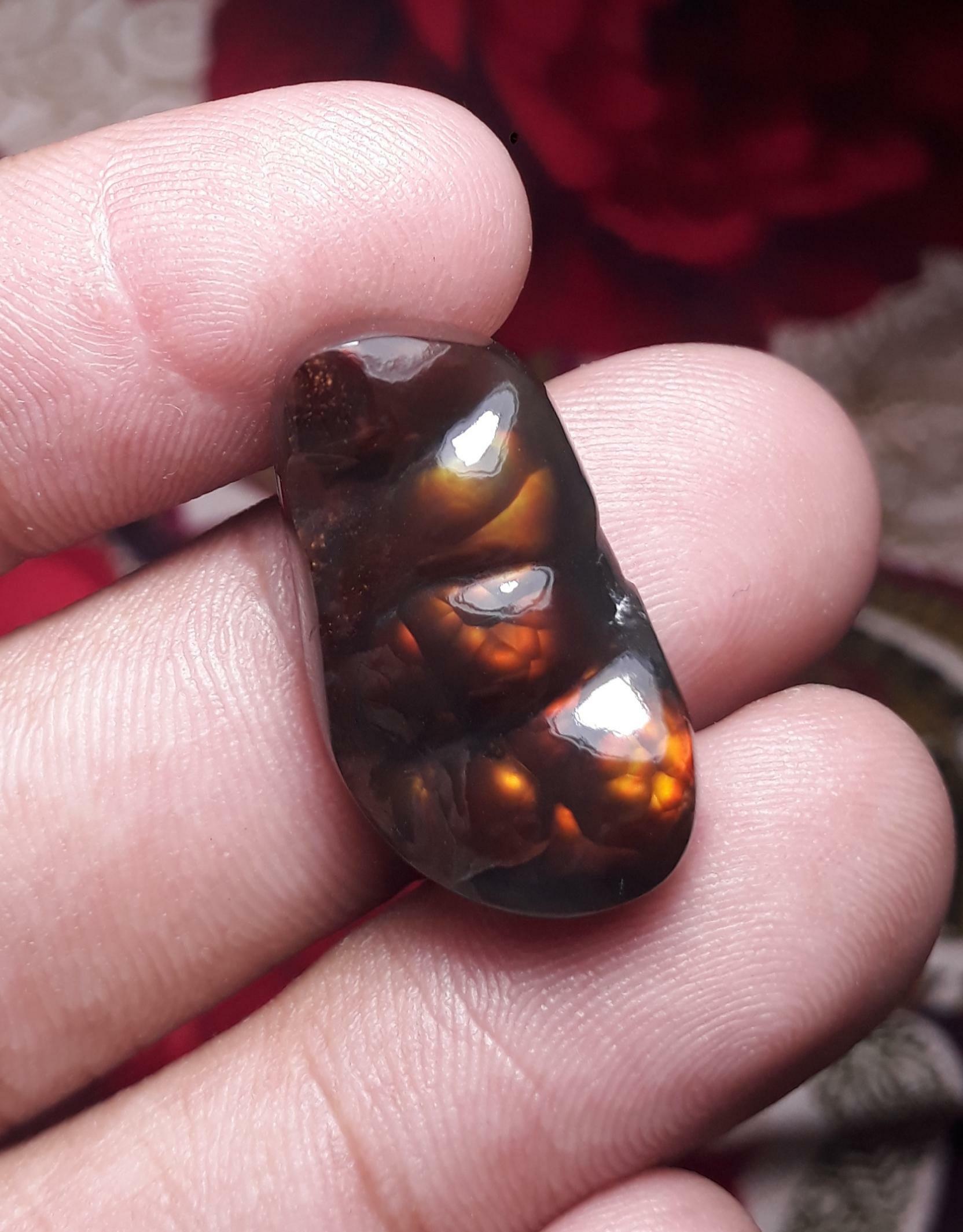 Rare Negro Mexican Fire Agate Carving - Agate De Fuego