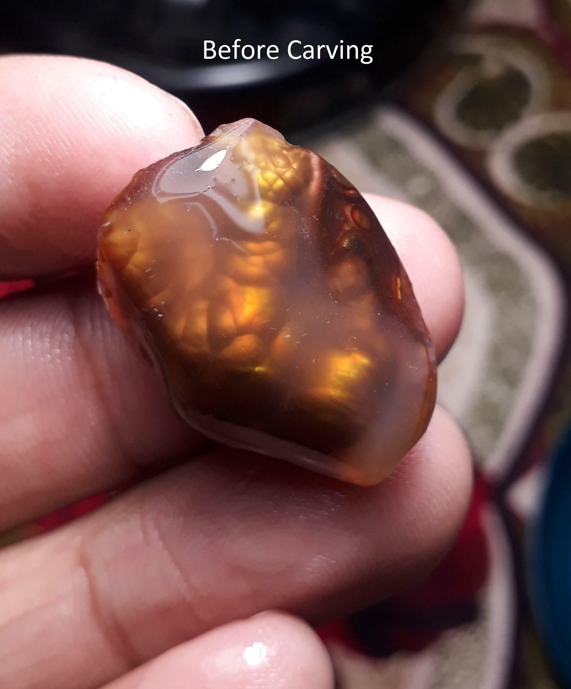 墨西哥罕见火玛瑙雕刻品，具有多重闪光 - Agate De Feugo 