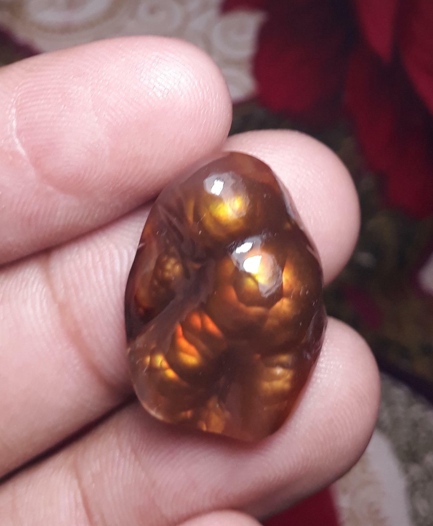 Mexican Rare Fire Agate Carving with Multiple Flashes - Agate De Feugo