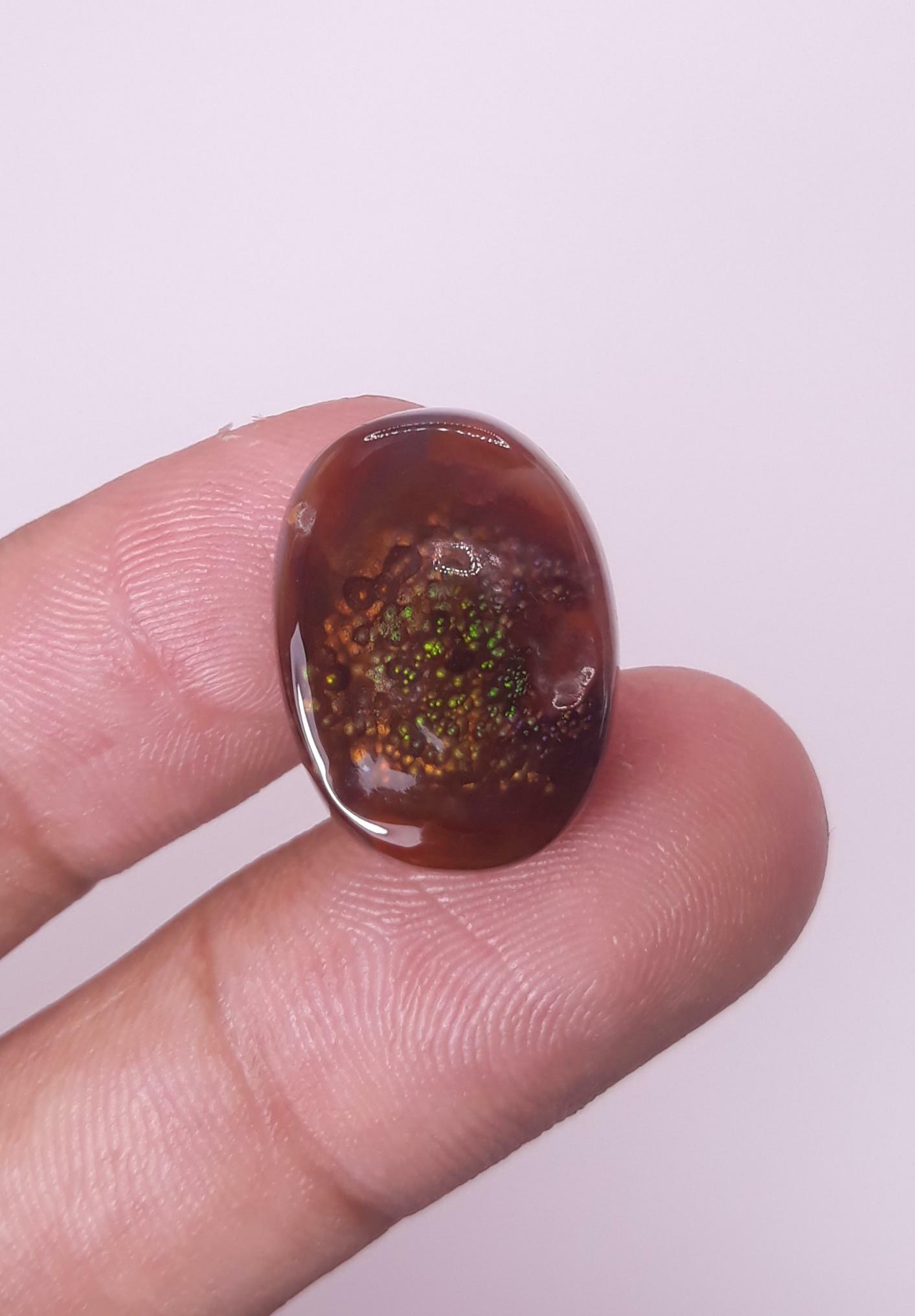 21.5ct Colorful Bubbly Fire Agate,  Rare Fire Agate - Perfect gemstone Gift, Rare Gemstone than Diamonds, Dimensions 21 x 16 mm