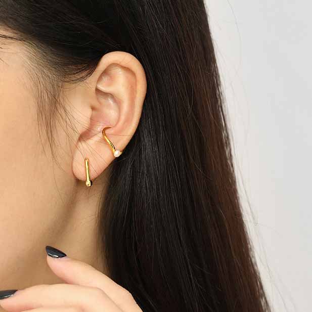 Round Natural Pearl Non-Pierced Earring(Single) - Gold-Plated Silver Pearl Earrings for women - Perfect Pearl Earrings with Gift Wrapping Included