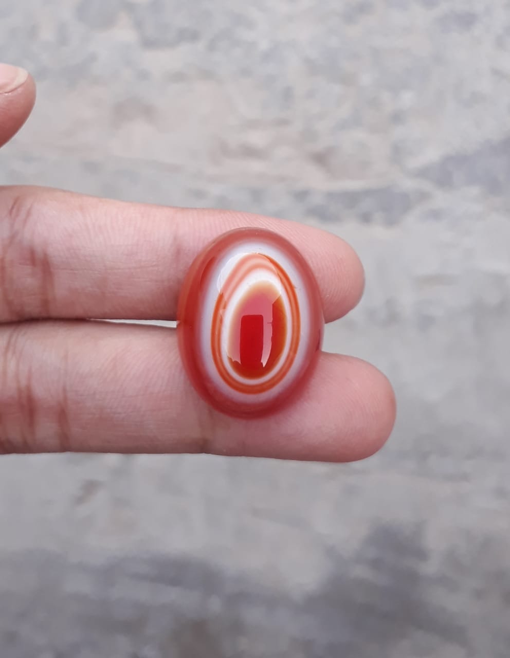 36ct Natural Red Eye Agate For Sale - Aqeeq - Dimension 23x18x12mm