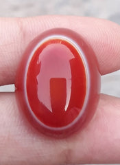 38.4ct Natural Red Eye Agate For Sale - Aqeeq - Dimension 23x18x12mm