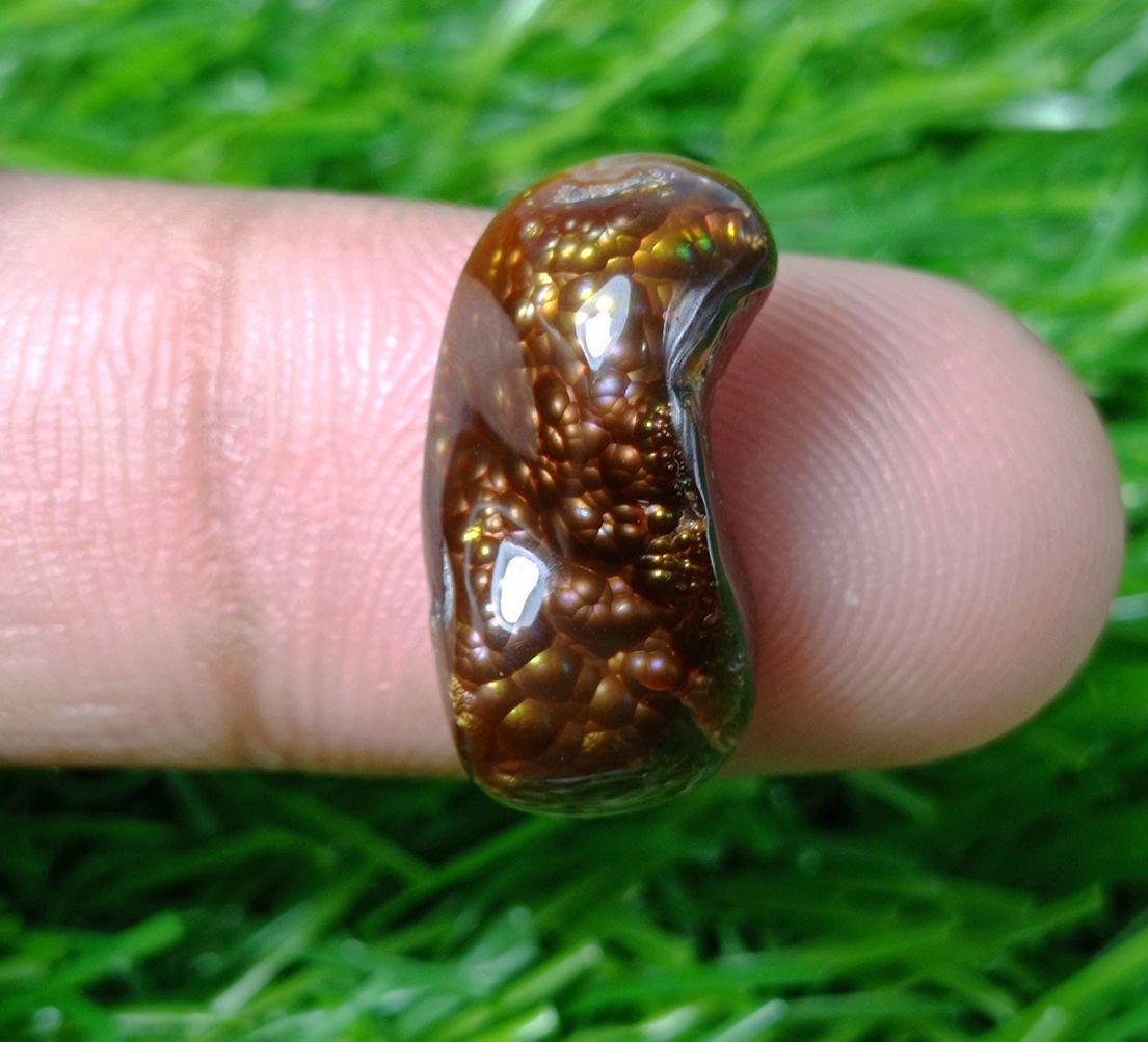 10.7ct Natural Curved Mexican Fire Agate, Rare Gemstone than Diamonds, Bubbly Fire Agate, Dimensions-19x11mm