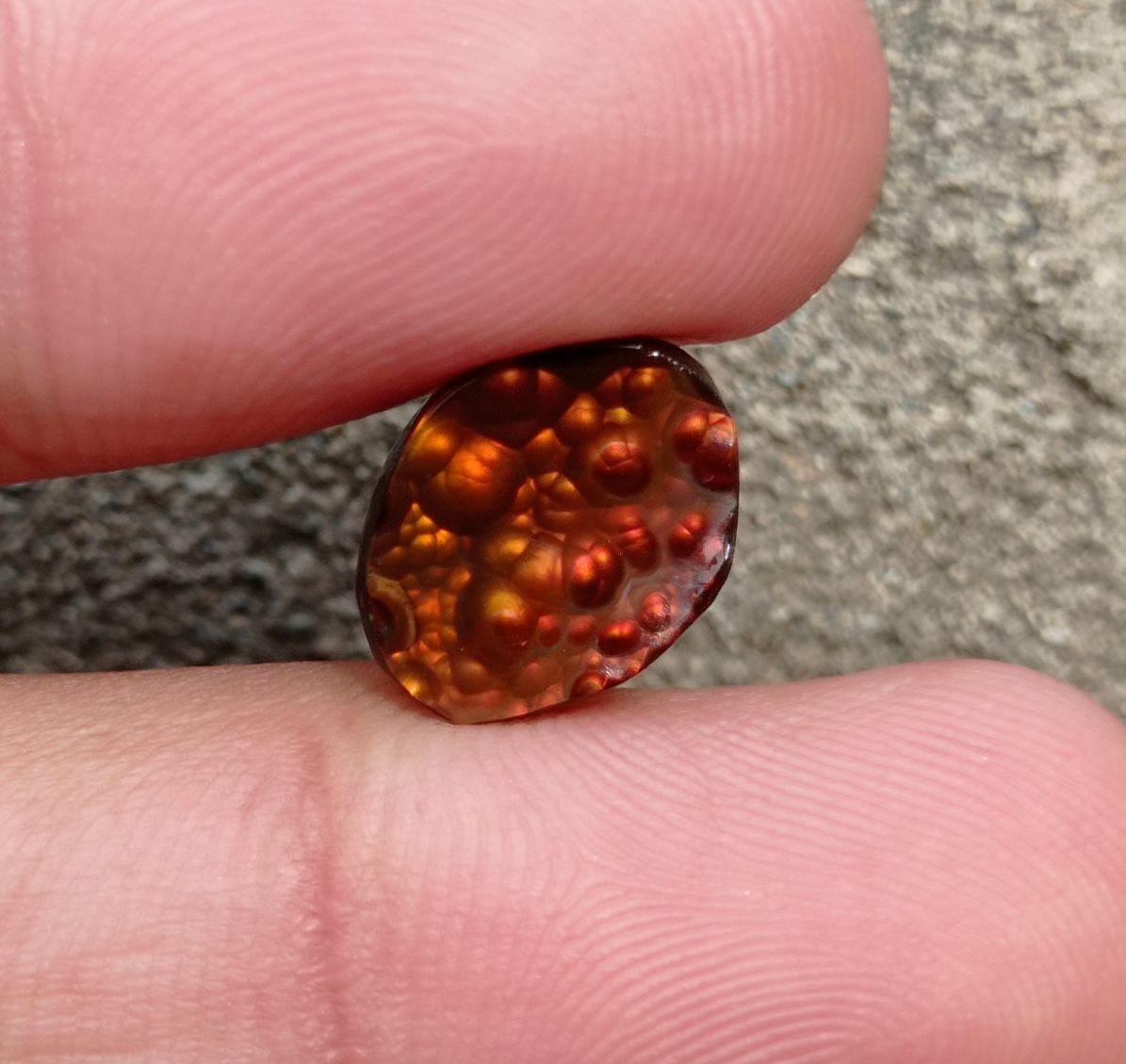 Unique Bubbly Rare Fire Agate Carving - Agata Da Fuego