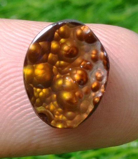 Unique Bubbly Rare Fire Agate Carving - Agata Da Fuego