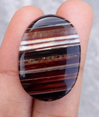 29ct Banded Agate-Sulaimani Aqeeq - 29x21mm