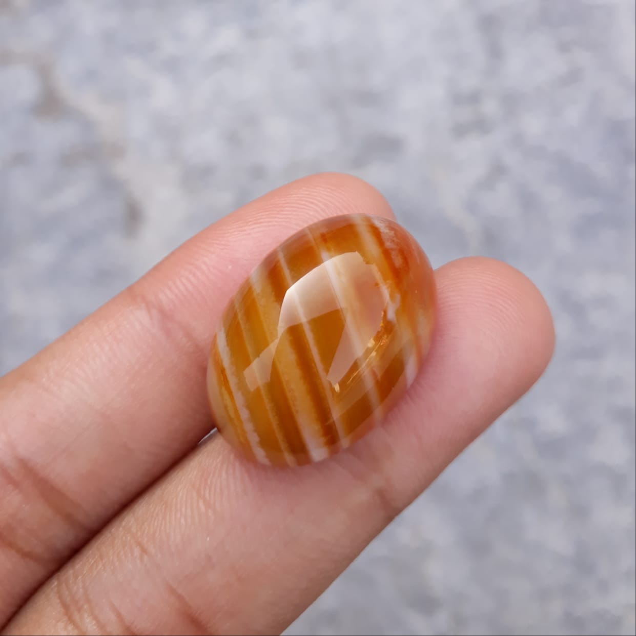 Honey colored Banded Agate - Sulaimani Aqeeq