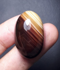 63ct Brown / Yellow Banded Agate - Sulaimani Aqeeq - 32x22x14mm