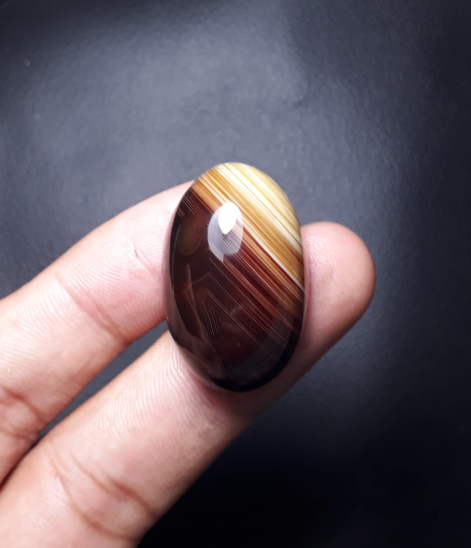 63ct Brown / Yellow Banded Agate - Sulaimani Aqeeq - 32x22x14mm