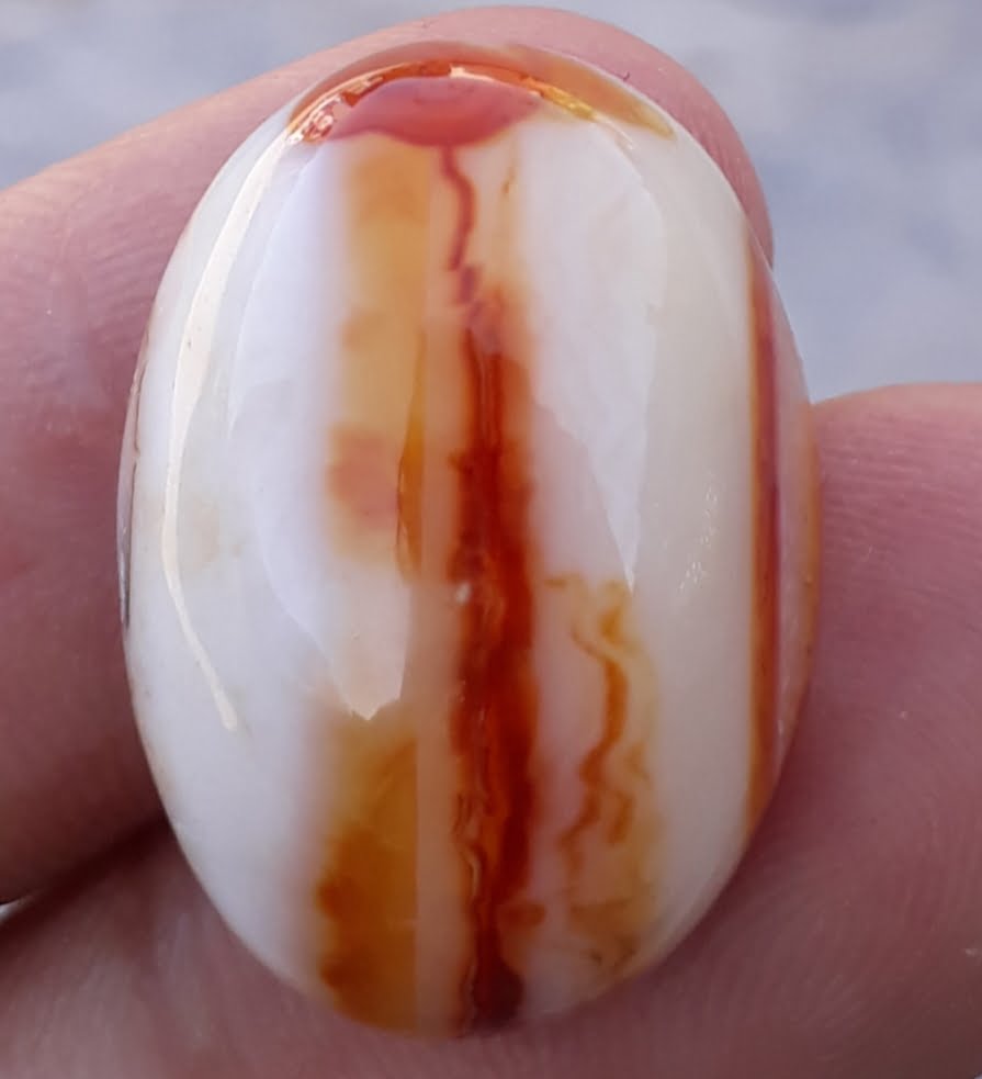 32ct Abstract Pattern Agate Cabochon - Sulaimani Aqeeq